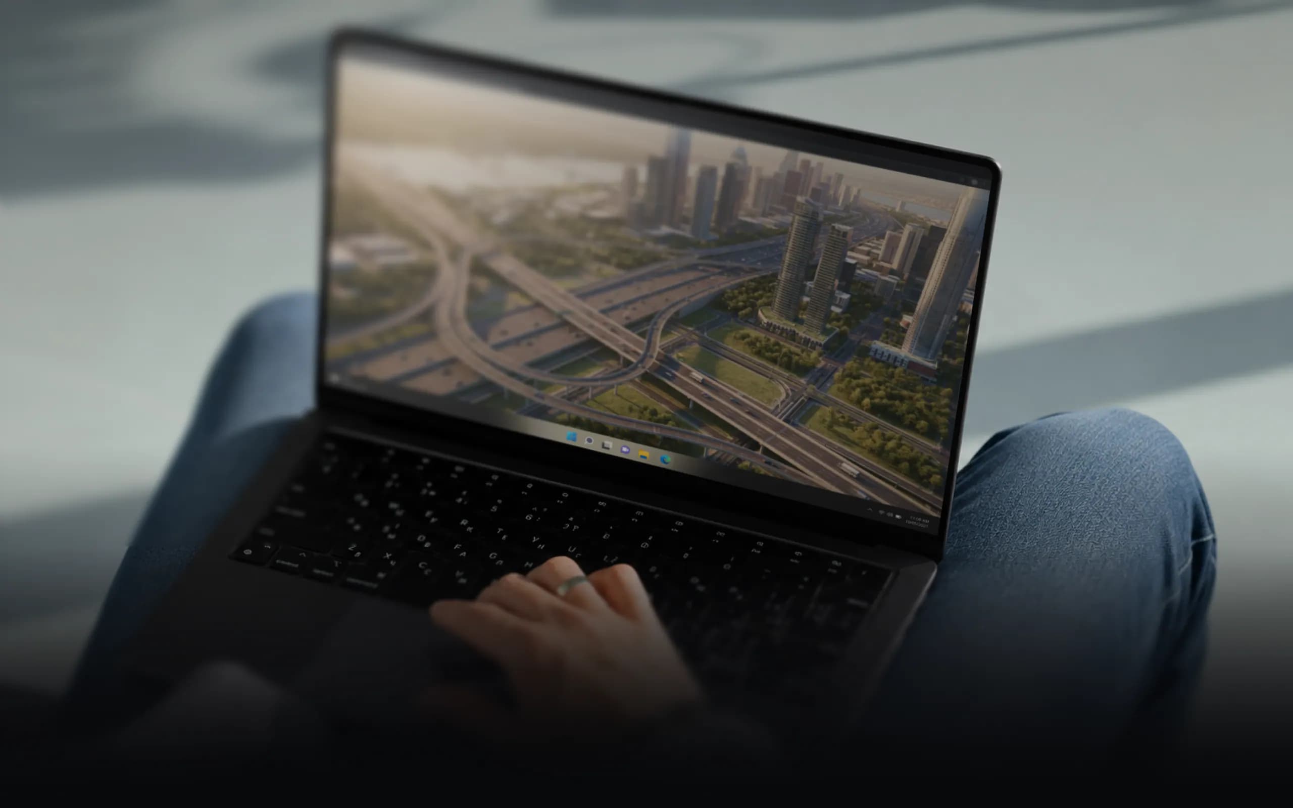 Large-scale engineering infrastructure visualization streamed through Unreal Engine for interactive project review and planning
